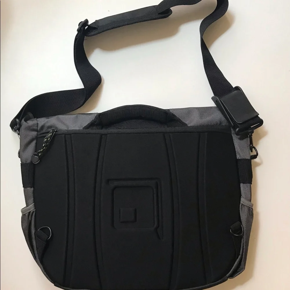 District Threads Montezuma Messenger Backpack Bag